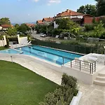 Alexov Complex Aleksion Palace מלון *
