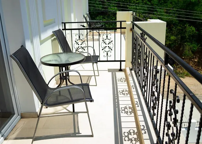 Aleksion Palace * Ognianowo